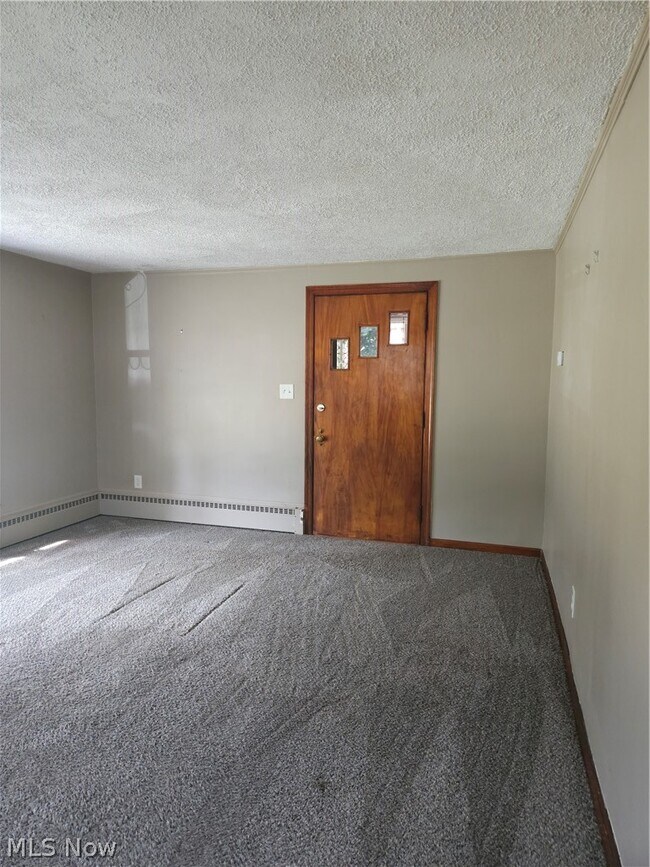 Foto del edificio - 3251 Darrow Rd