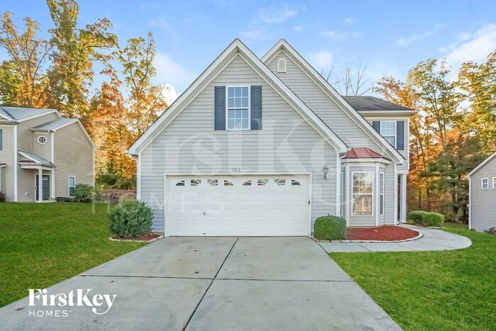 Primary Photo - 3216 Castlemaine Dr