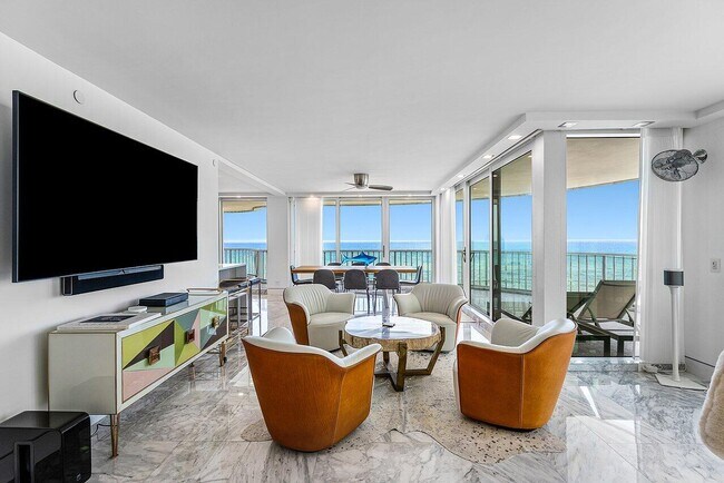 Foto del edificio - 3211 S Ocean Blvd