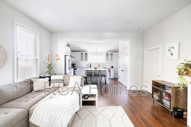 Photo - 1425 Orange St House