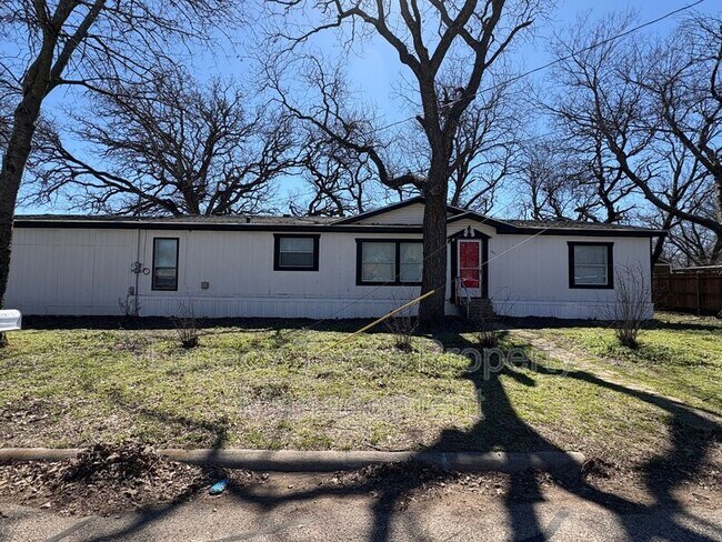 Foto del edificio - 404 E Westhill Dr