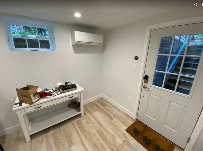 Living/Dining - 1823 N Taylor St