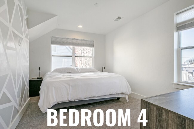 Foto del edificio - 3044 Speer Blvd