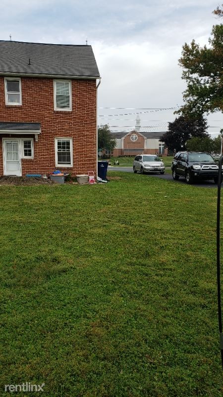 Building Photo - 2 br, 1 bath Townhome - 858 Eden Road