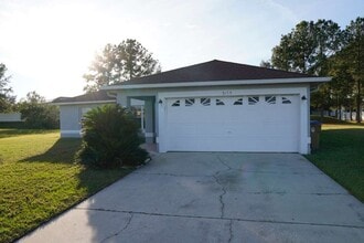 Building Photo - 3175 Victoria Dr