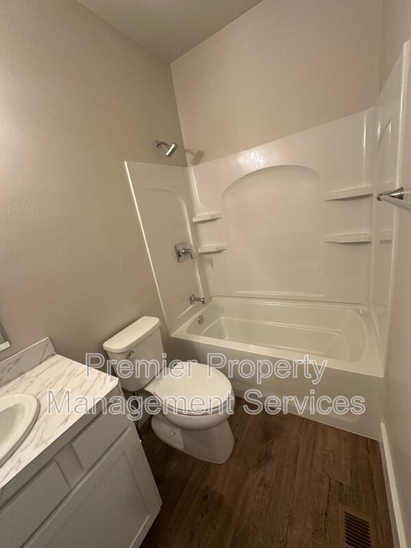 Foto del edificio - 6023 Elysian Rd