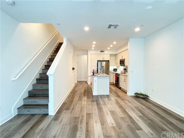 Foto del edificio - 10611 Owens Way