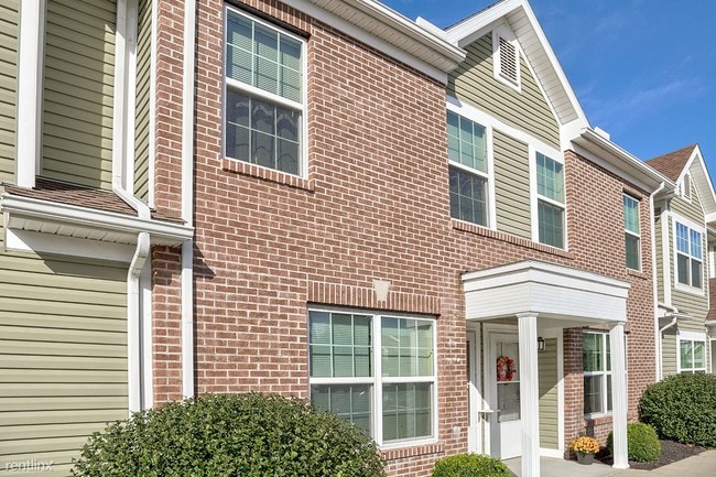 Building Photo - 2 br, 2 bath Townhome - Hattie Greene