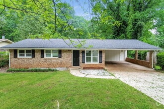 Building Photo - 7006 Knollwood Dr