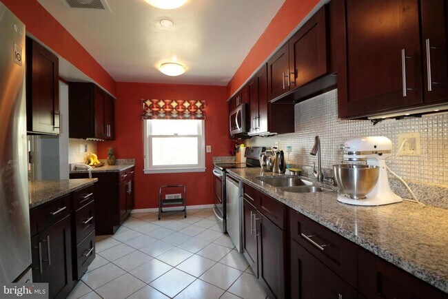 Foto del edificio - 1113 Chiswell Ln