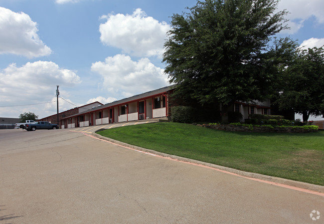 Foto principal - Lofts at Pecan Ridge & Sierra Vista