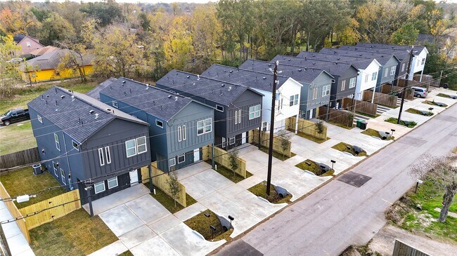 Foto del edificio - 1203 Dewalt St