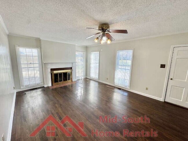 Foto del edificio - 135 S Greer St