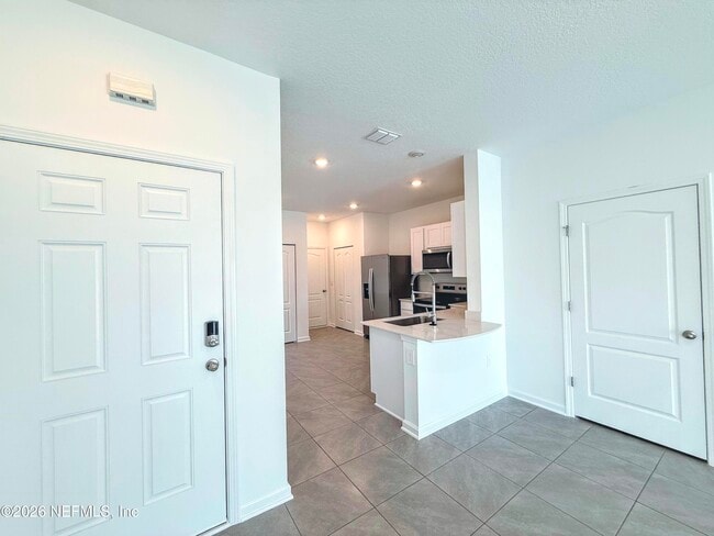 Building Photo - 42 Blue Hvn Rd