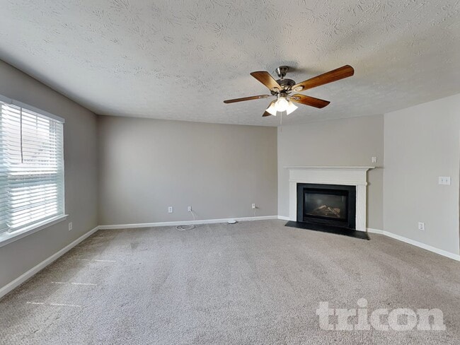 Building Photo - 360 Springhaven Way SE