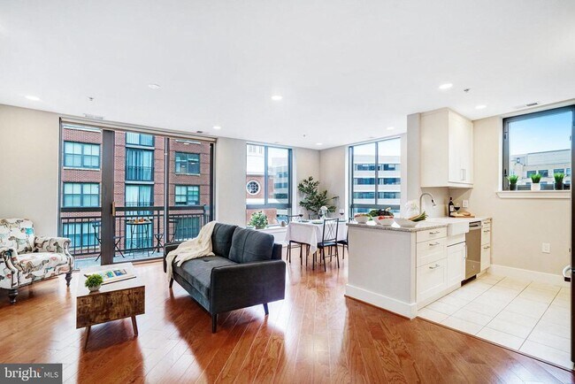 Foto del edificio - 1200 N Hartford St