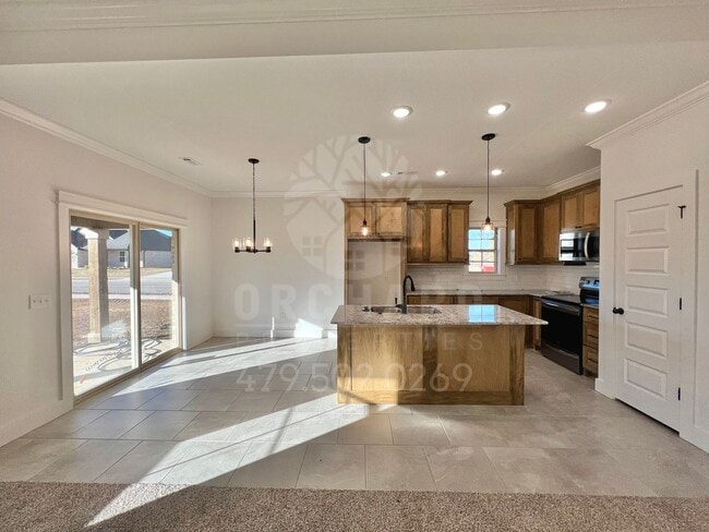 Building Photo - Tontitown- Single-Family Home- Stunning Ap...