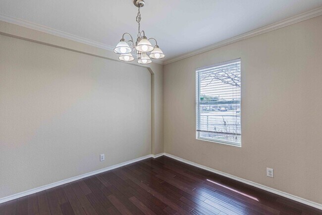 Building Photo - 7914 Cypress Crown