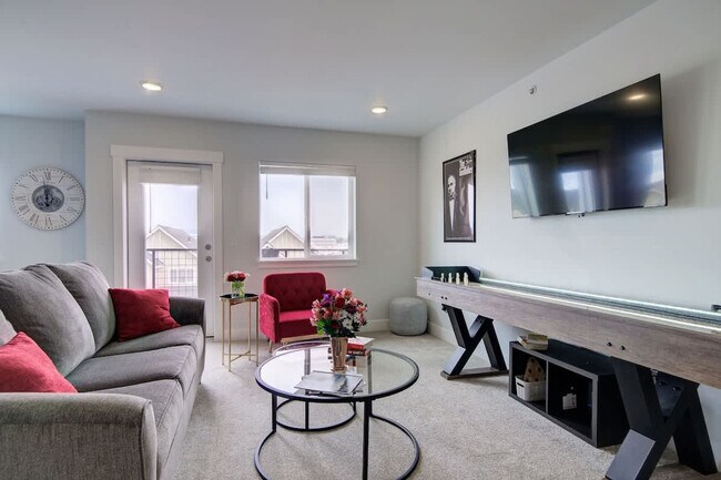 Foto del edificio - 5242 Fallon St