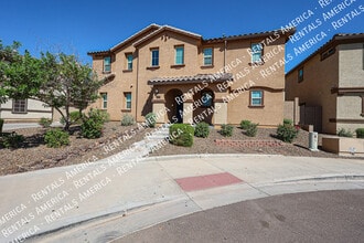 Building Photo - 16200 W Culver St