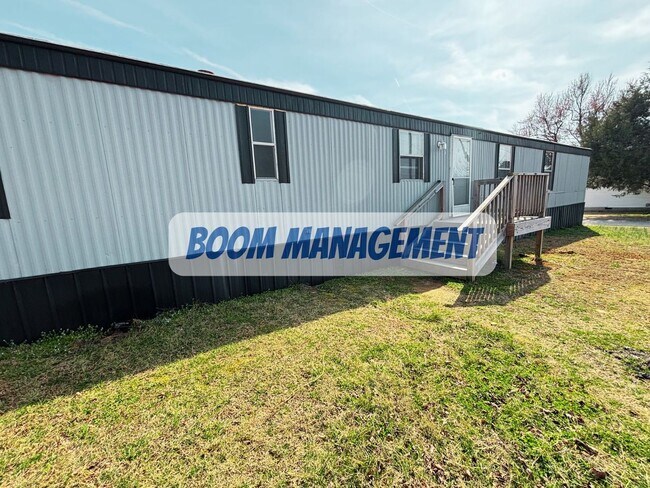 Foto del edificio - 176 Brookston Rd