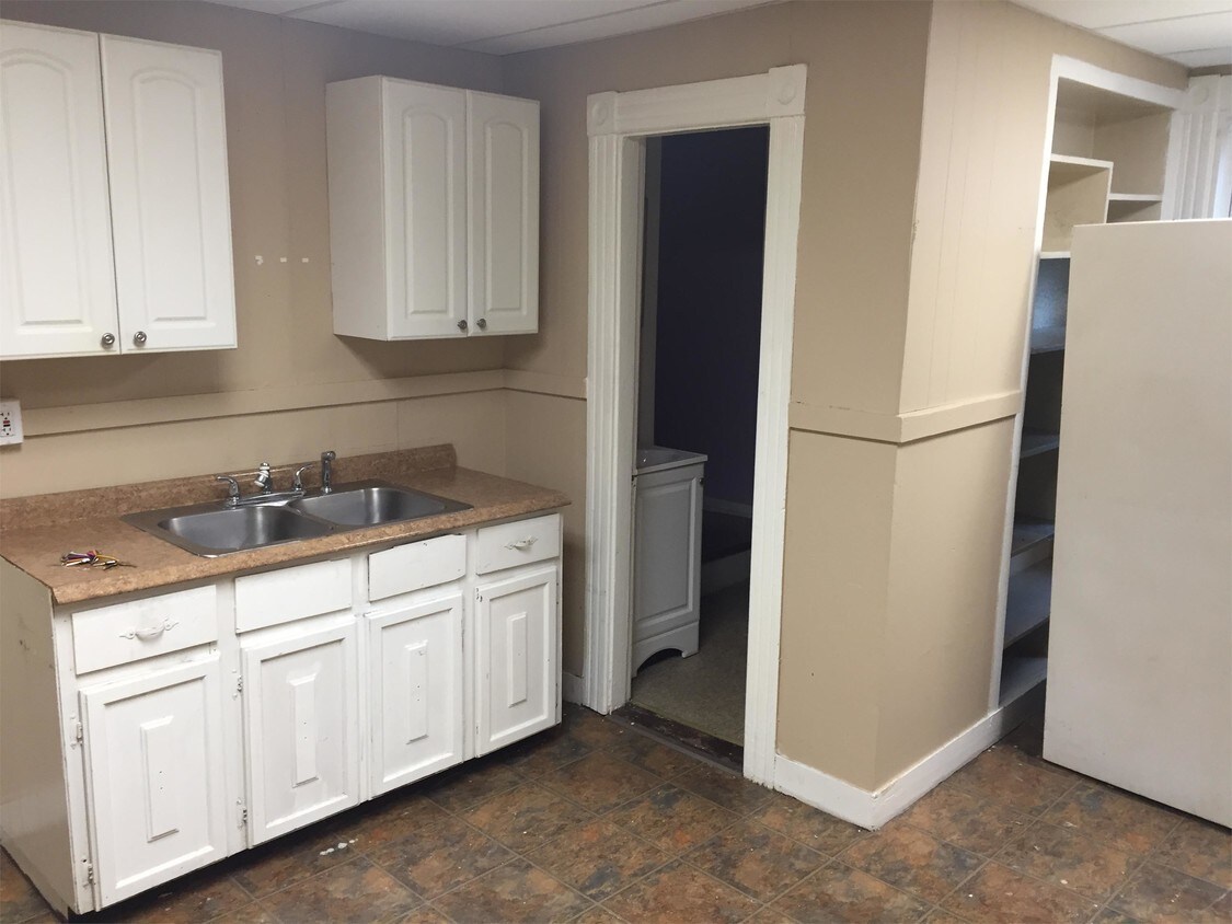 Foto principal - 266 Pleasant St