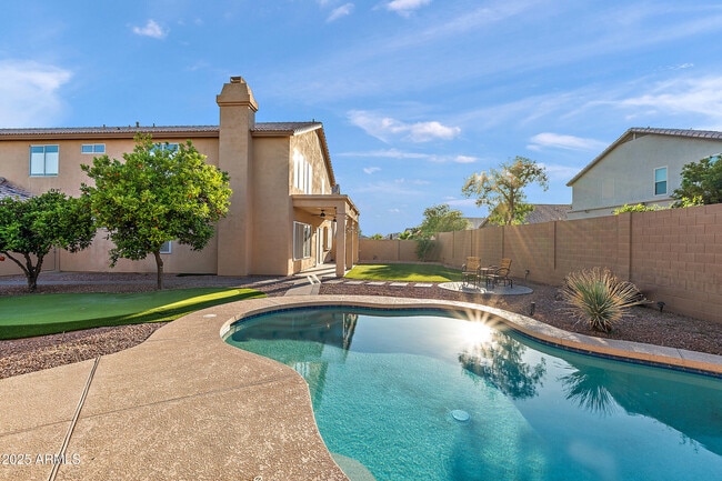 Building Photo - 4556 E Madre Del Oro Dr