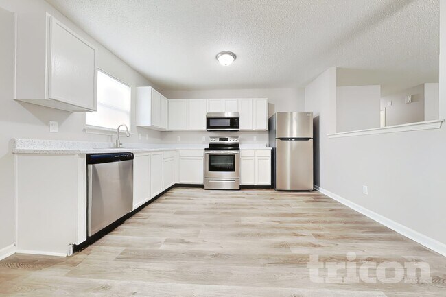Foto del edificio - 10428 Kensington Way
