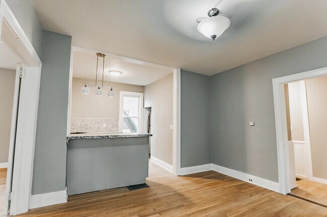 Foto del edificio - 96 Chapin St