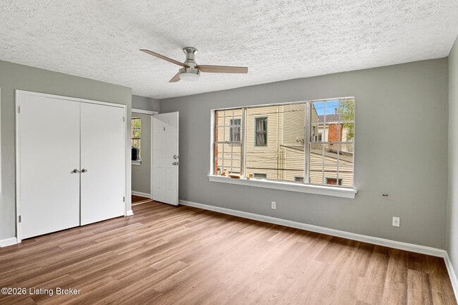 Building Photo - 1219 S 6th St