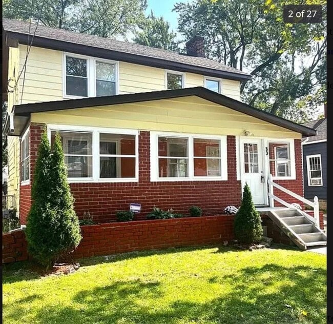 Building Photo - 60 Mark Ave