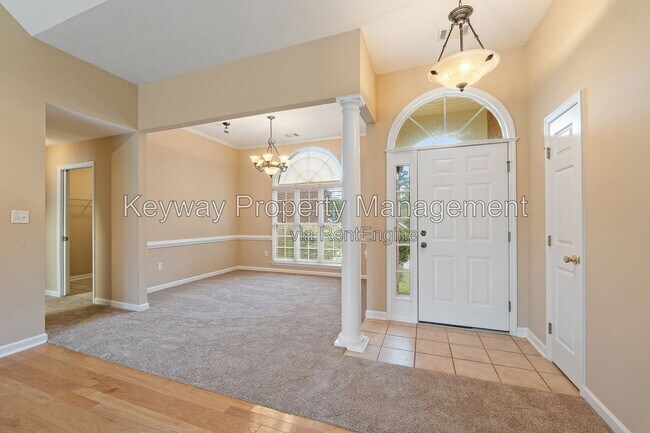 Foto del edificio - 803 Bell Springs Ct