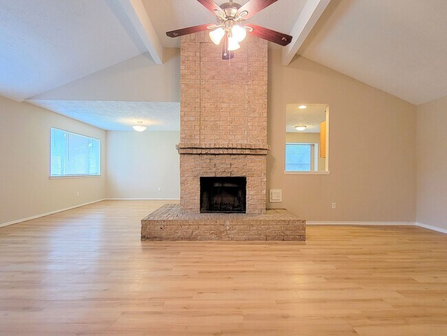 Building Photo - 19407 Spanish Needle Dr