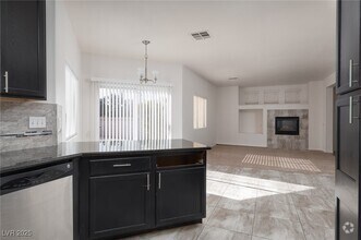 Building Photo - 5029 Cascade Pools Ave