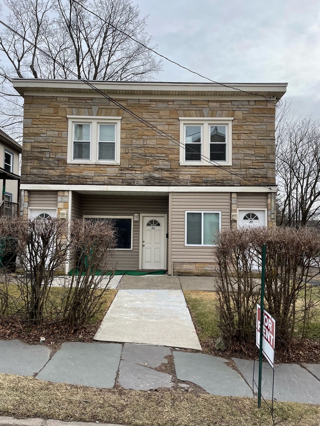 Building Photo - 79 Ridgeway St