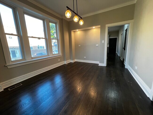 Foto del edificio - 4956 W Erie St