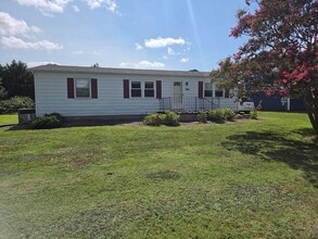 Building Photo - 31426 Cedar View Rd
