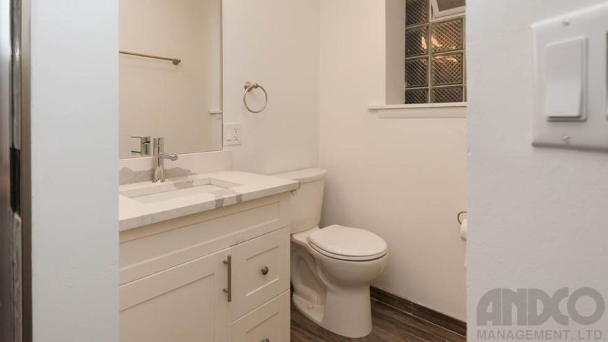 Foto del edificio - 1 bedroom in Chicago IL 60657