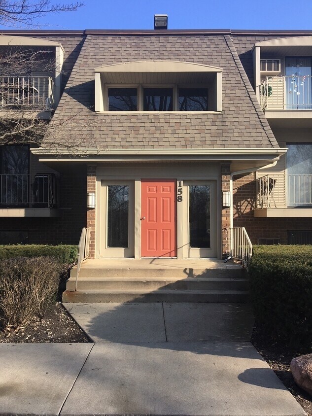 158 E Bailey Rd Unit L, Naperville, IL 60565 Condo for Rent in