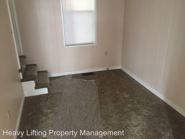 Building Photo - 3 br, 1 bath House - 501 1/2 Hamilton St