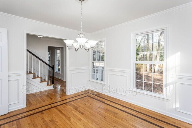 Building Photo - 5901 Bayberry Ln