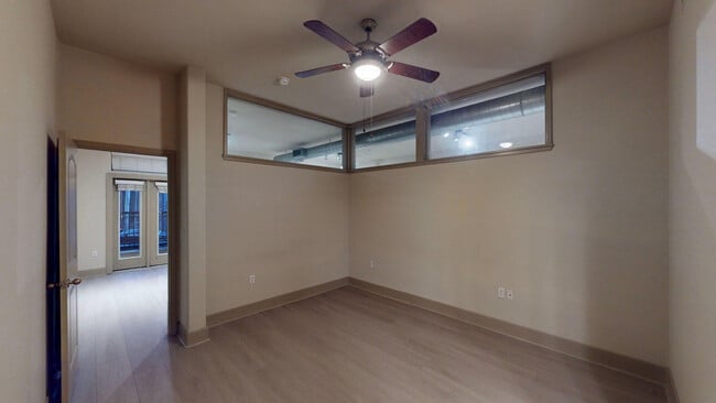 Interior Photo - Towson Promenade