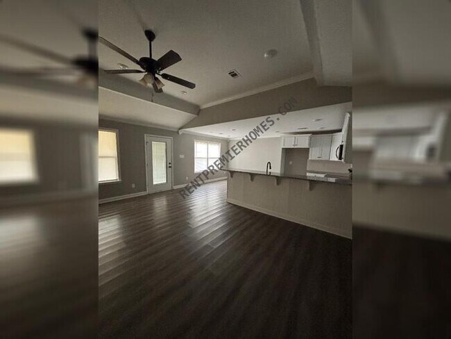 Building Photo - 21 Patti Cv