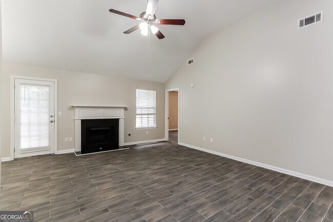 Foto del edificio - 4630 Thermal Ct