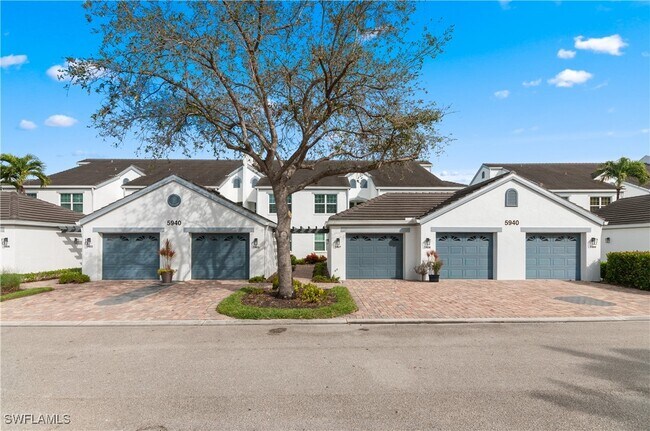 Foto del edificio - 5940 Sand Wedge Ln