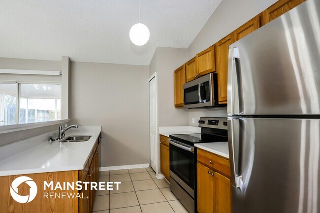 Building Photo - 11738 Ivy Flower Loop