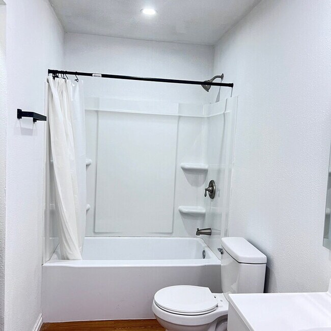 Foto del edificio - 3113 Tulip St