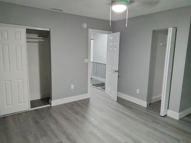 Building Photo - 420 NE 18th Ave