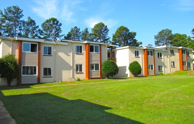 AMPLE GREEN SPACE - Riverbend Residences