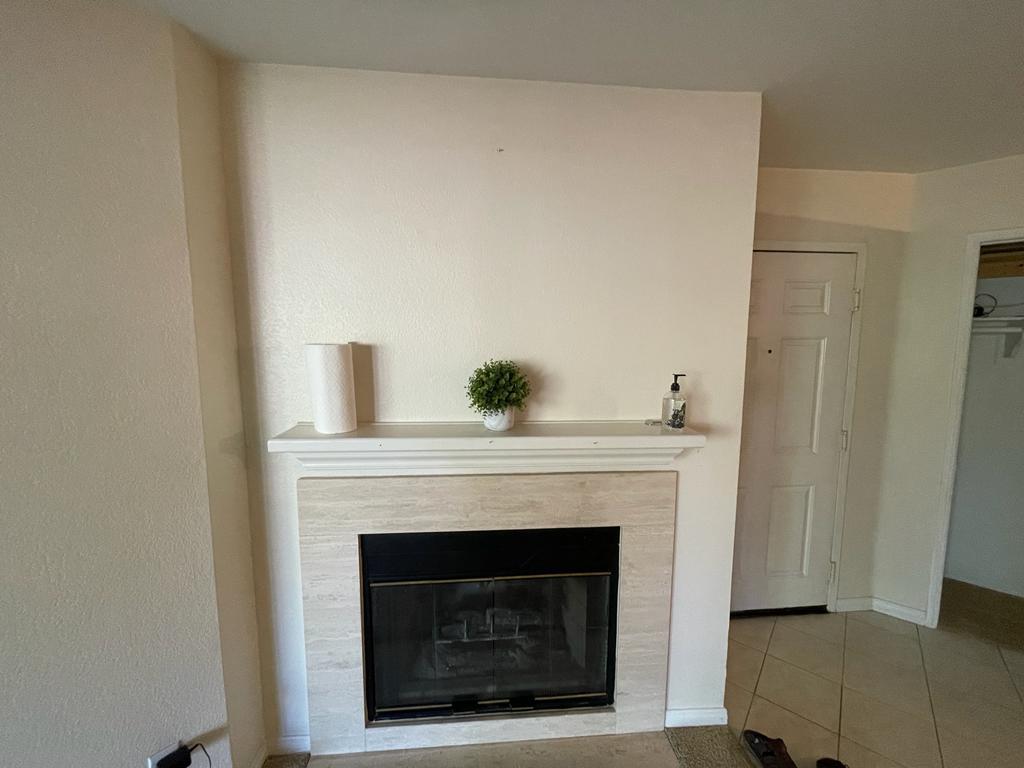 631 Oak Run Trl Unit 304, Oak Park, CA 91377 Condo for Rent in Oak